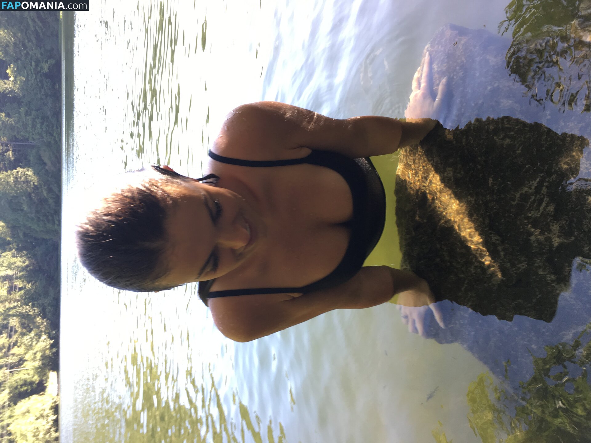 Serinda Swan Nude Leaked Photo #102