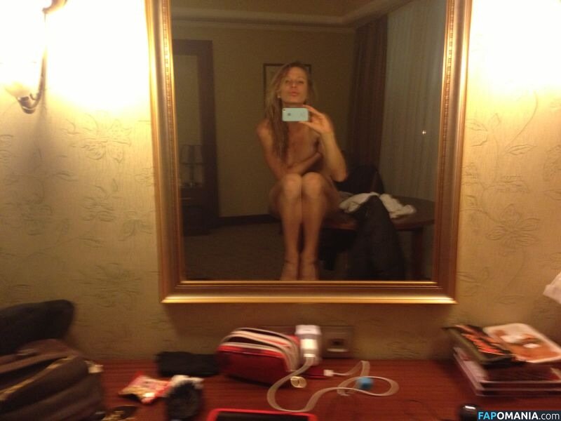 Sesil Karatantcheva Nude Leaked Photo #7