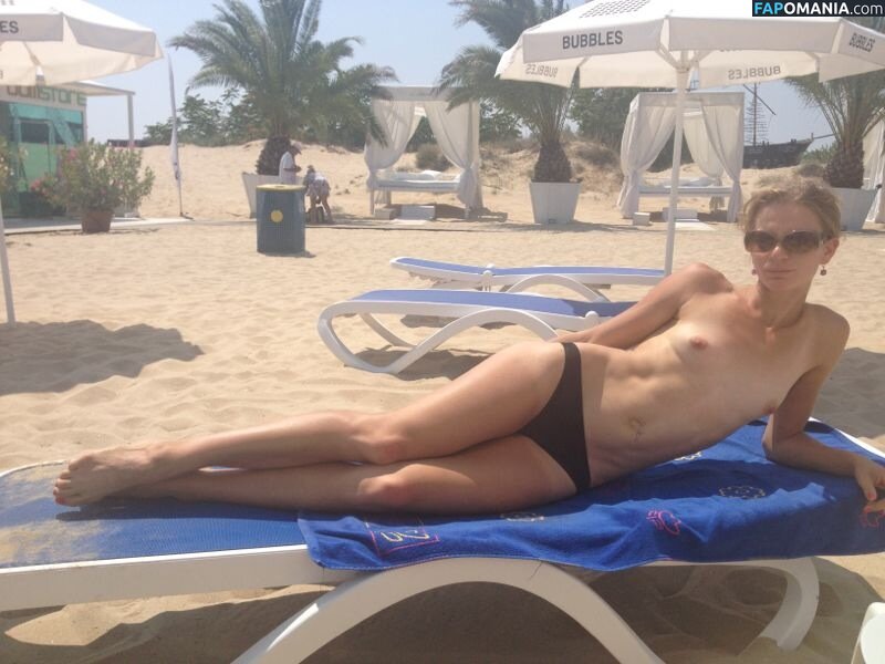 Sesil Karatantcheva Nude Leaked Photo #13