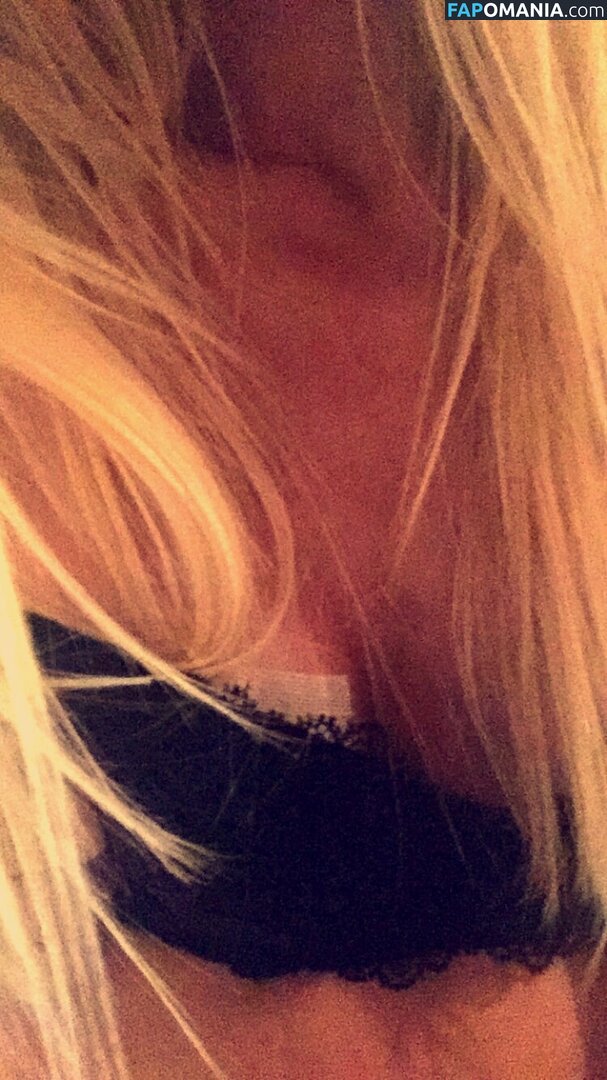 Sofia Jakobsson Nude Leaked Photo #2