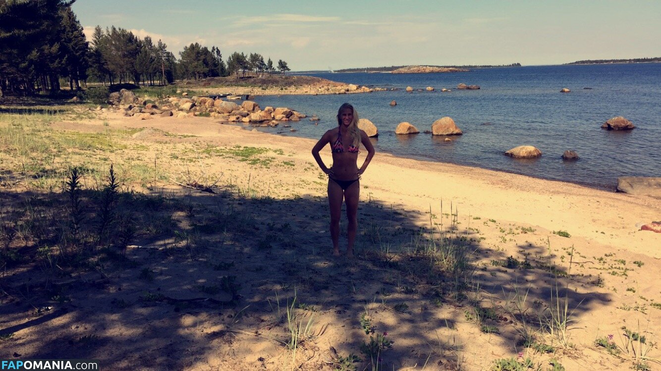Sofia Jakobsson Nude Leaked Photo #7