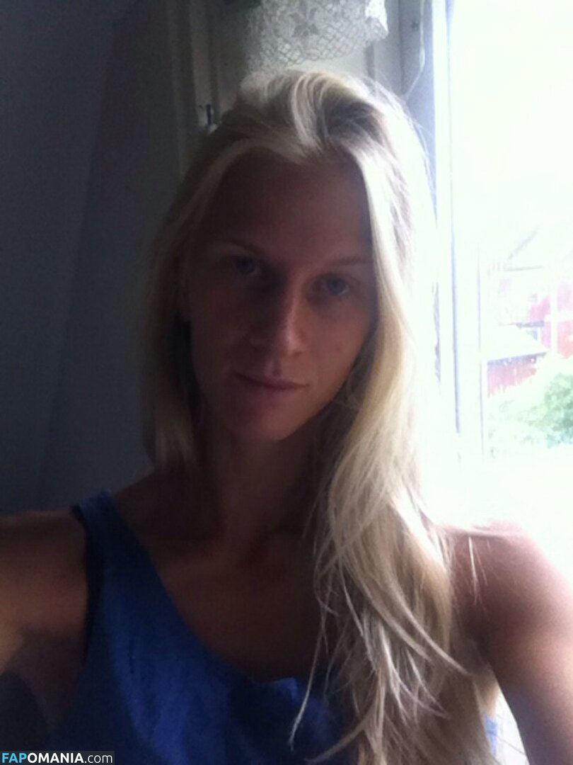 Sofia Jakobsson Nude Leaked Photo #34