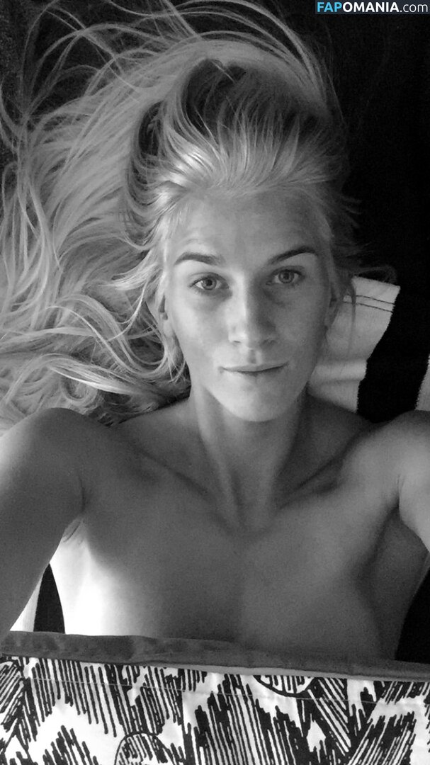 Sofia Jakobsson Nude Leaked Photo #47