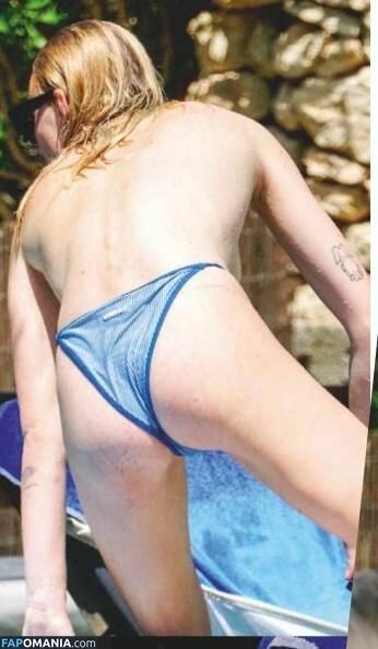 Sophie Turner Nude Leaked Photo #2