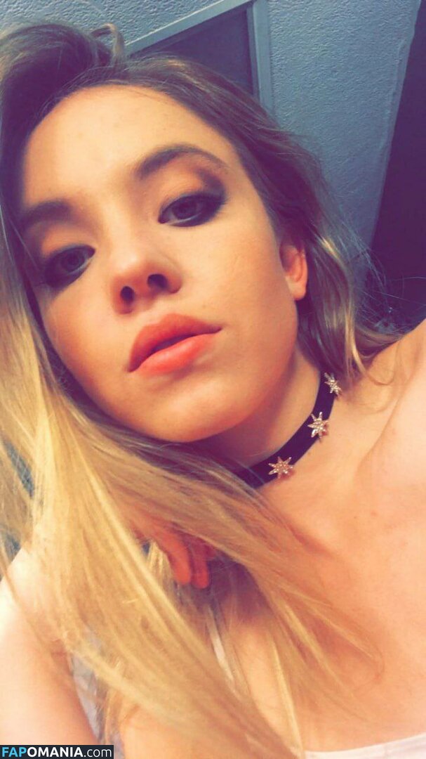 Sydney Sweeney Nude Leaked Photo #4855