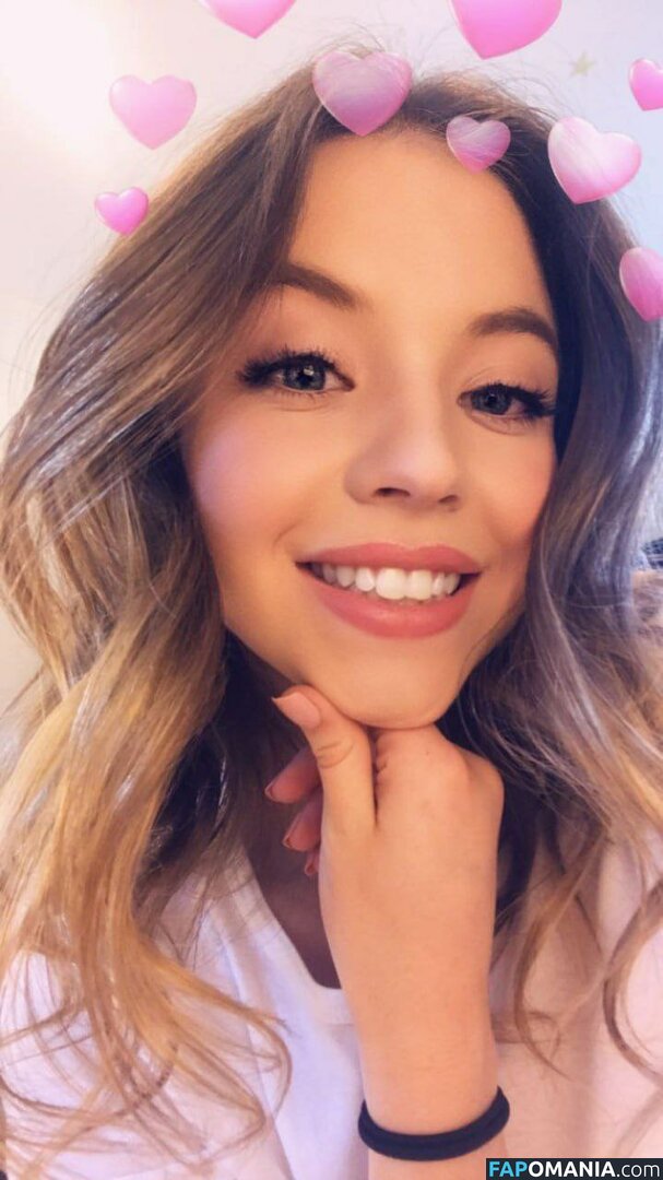 Sydney Sweeney Nude Leaked Photo #4858