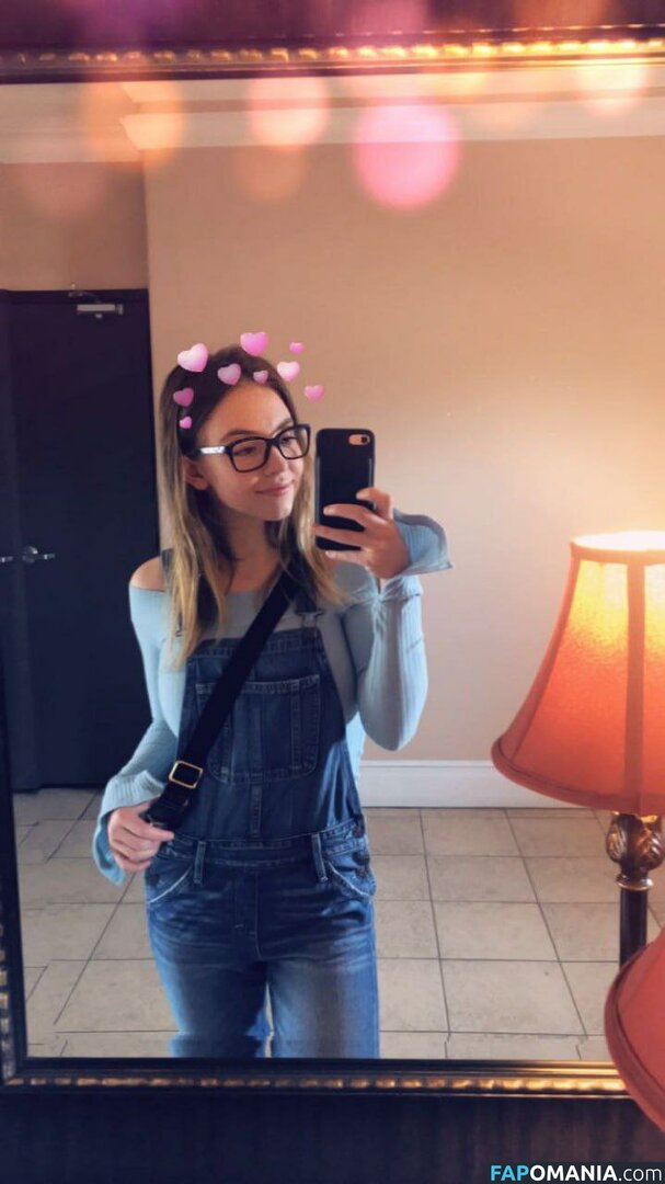 Sydney Sweeney Nude Leaked Photo #4861