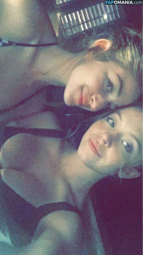Sydney Sweeney Nude Leaked Photo #4889