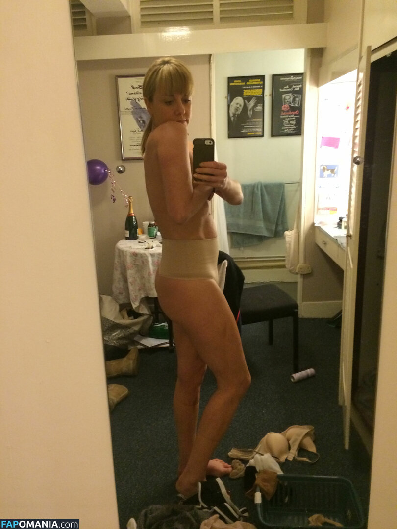 Tamzin Outhwaite Nude Leaked Photo #9
