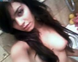 Vanessa Hudgens Nude Leaked Photo #9