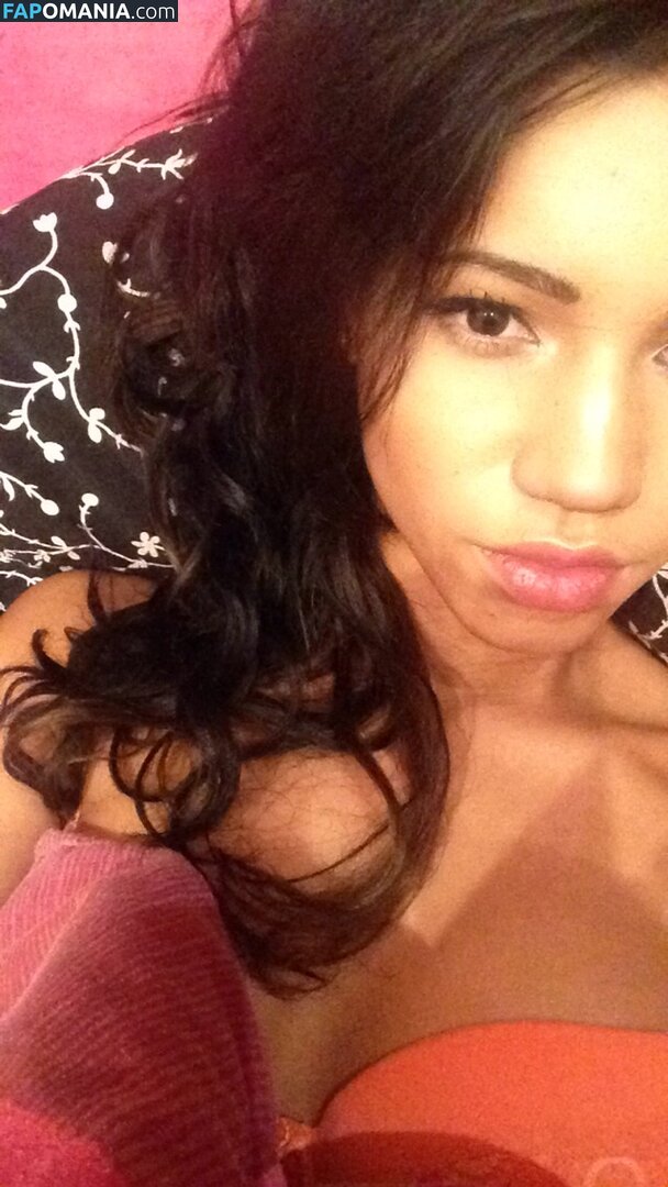 Vick Hope Nude Leaked Photo #220