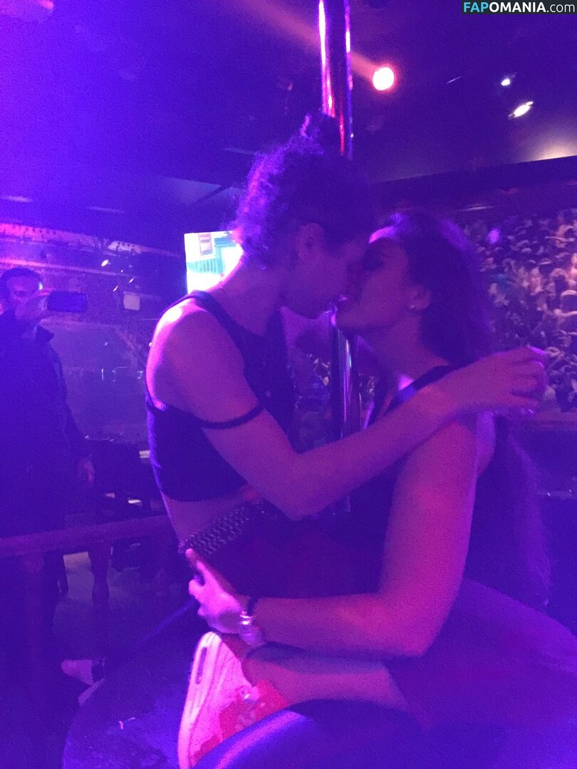 Vick Hope Nude Leaked Photo #246