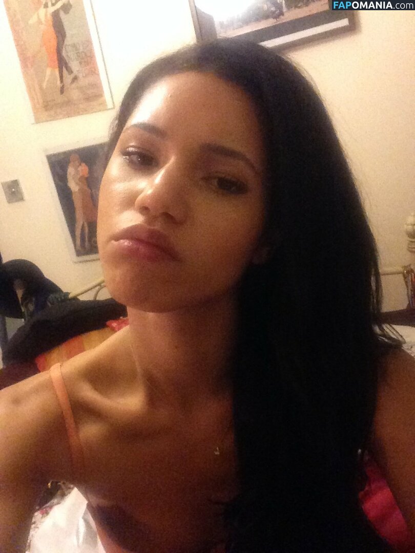 Vick Hope Nude Leaked Photo #255
