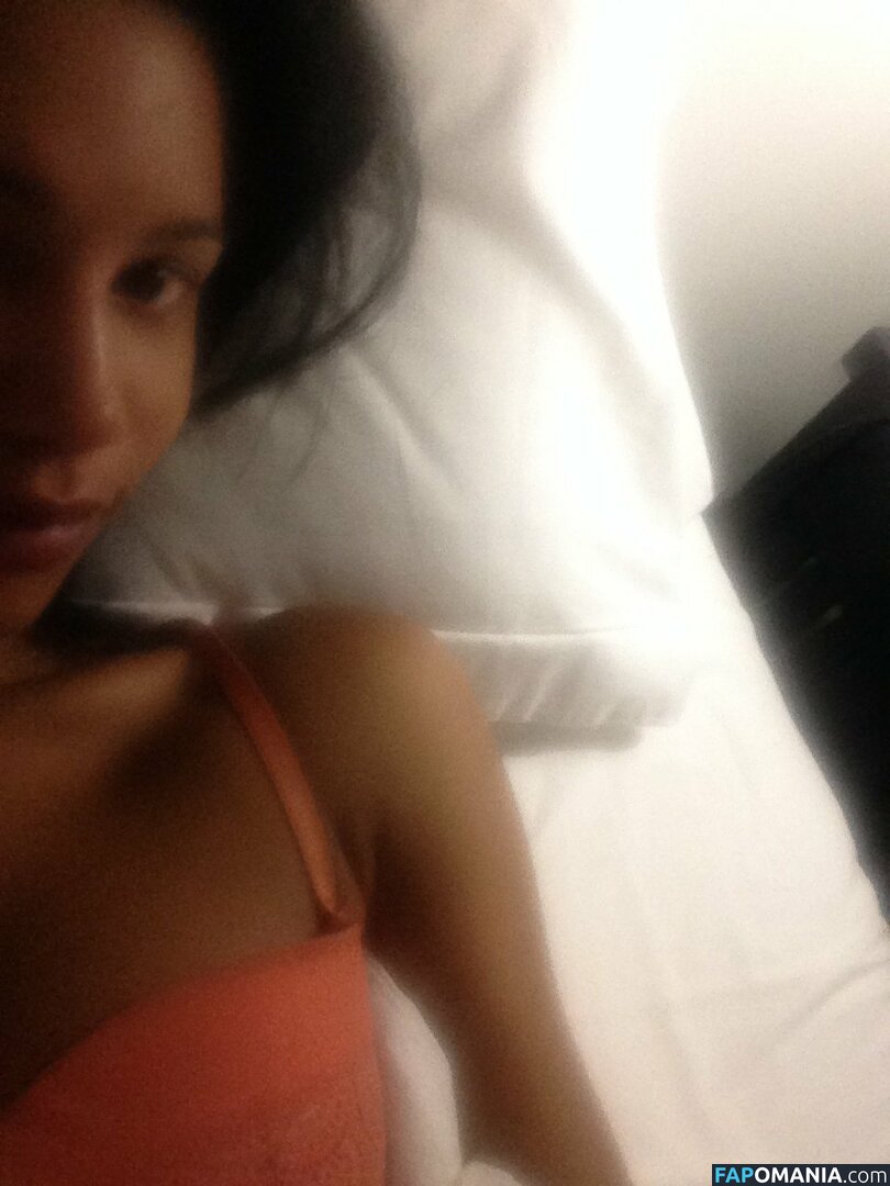 Vick Hope Nude Leaked Photo #265