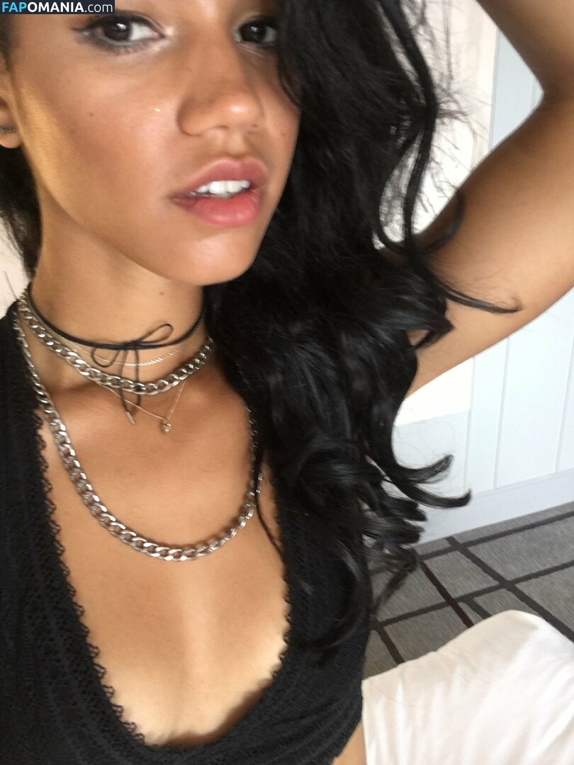 Vick Hope Nude Leaked Photo #317