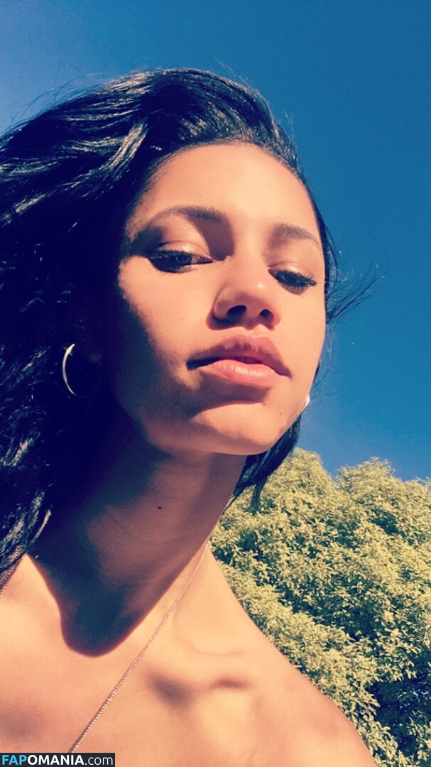 Vick Hope Nude Leaked Photo #366