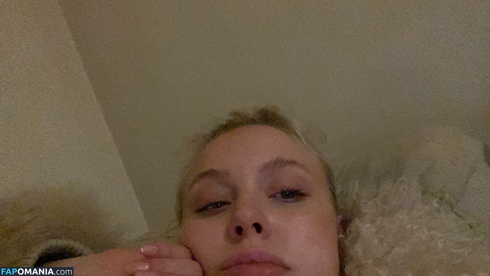 Zara Larsson Nude Leaked Photo #42