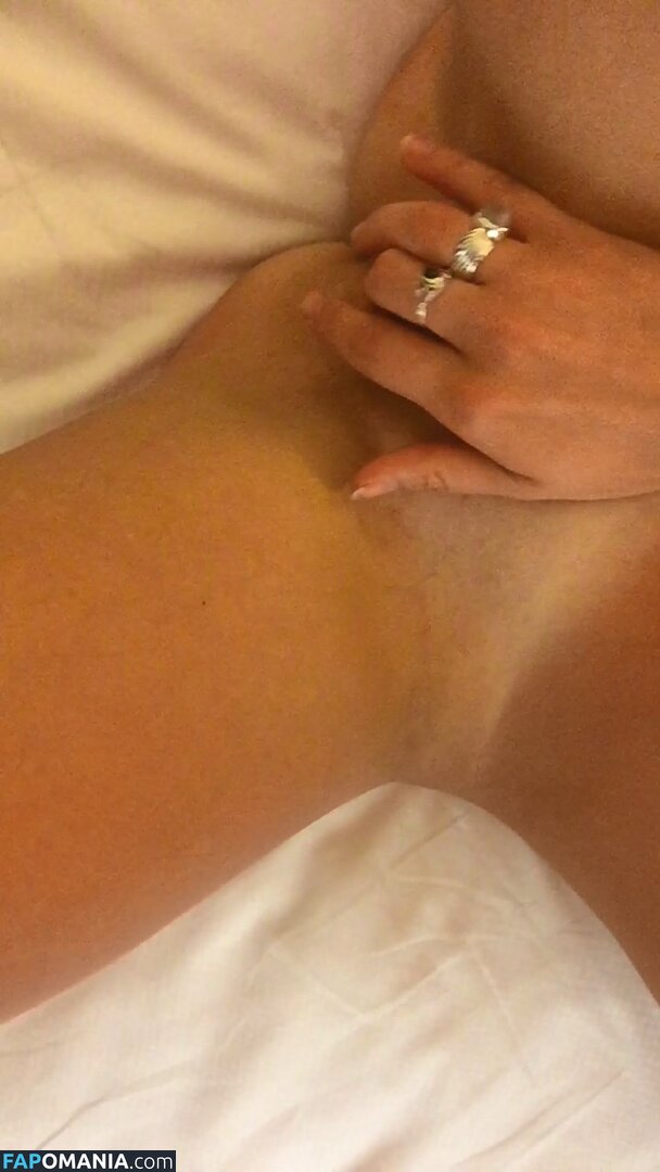 Zizi Strallen Nude Leaked Photo #72