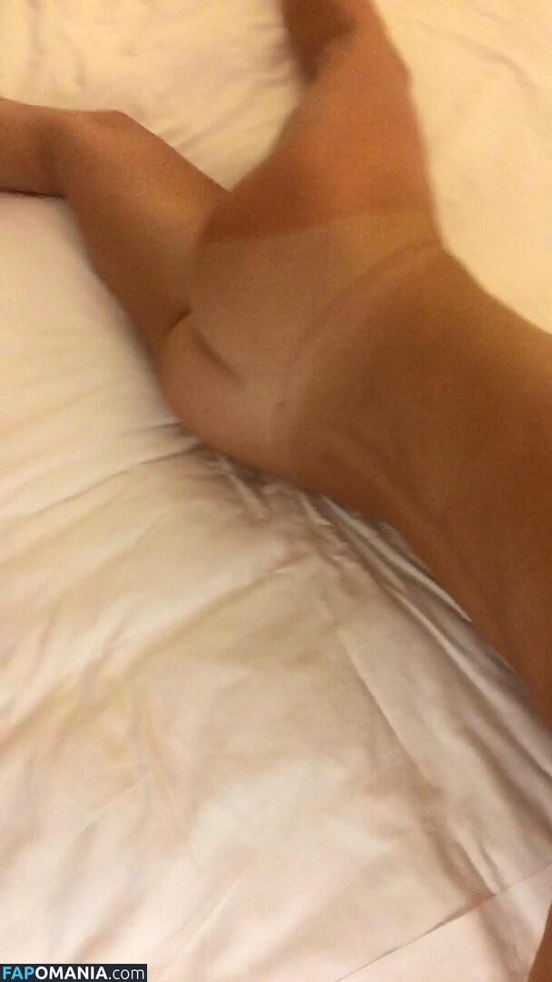 Zizi Strallen Nude Leaked Photo #126