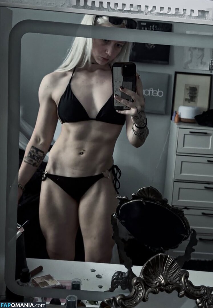 6natttynay9 / 6nattynat9 / tatievans Nude OnlyFans  Leaked Photo #2