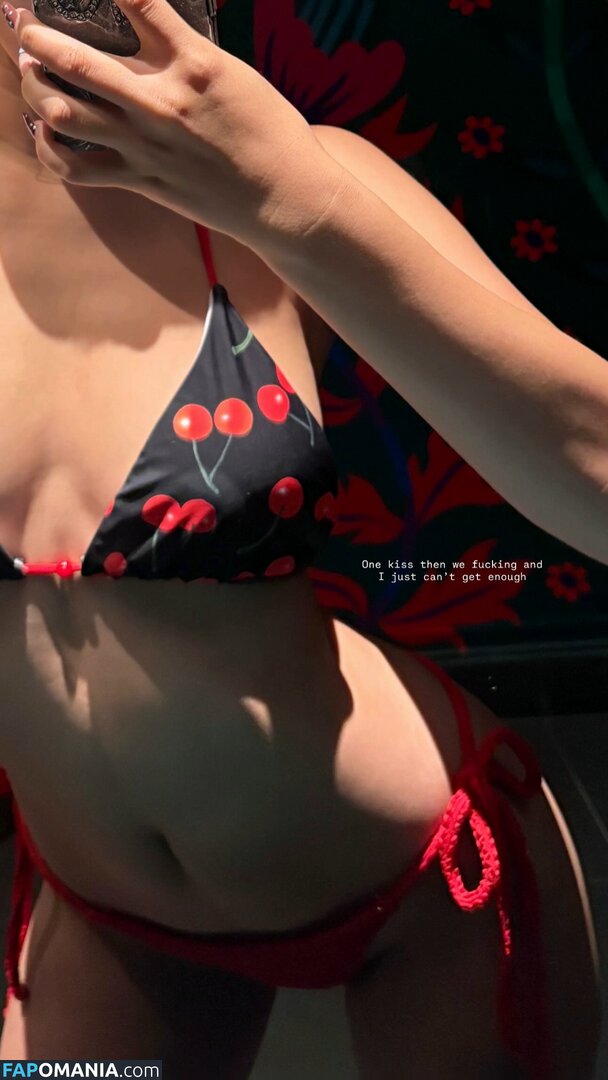 Saipetch B. / aaomhelloo Nude OnlyFans  Leaked Photo #2