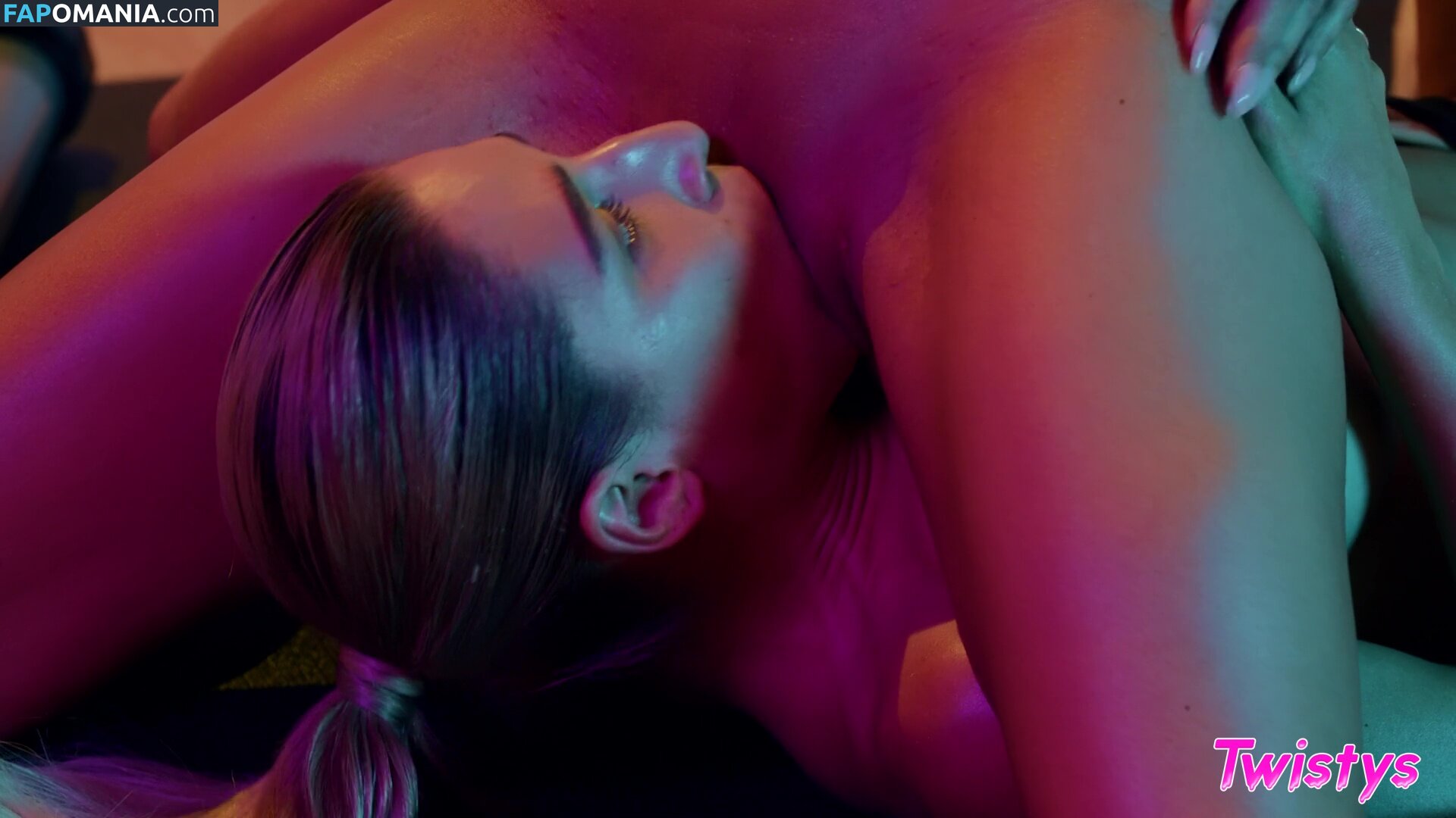 Abella Danger / abelladanger / dangershewrote Nude OnlyFans  Leaked Photo #12