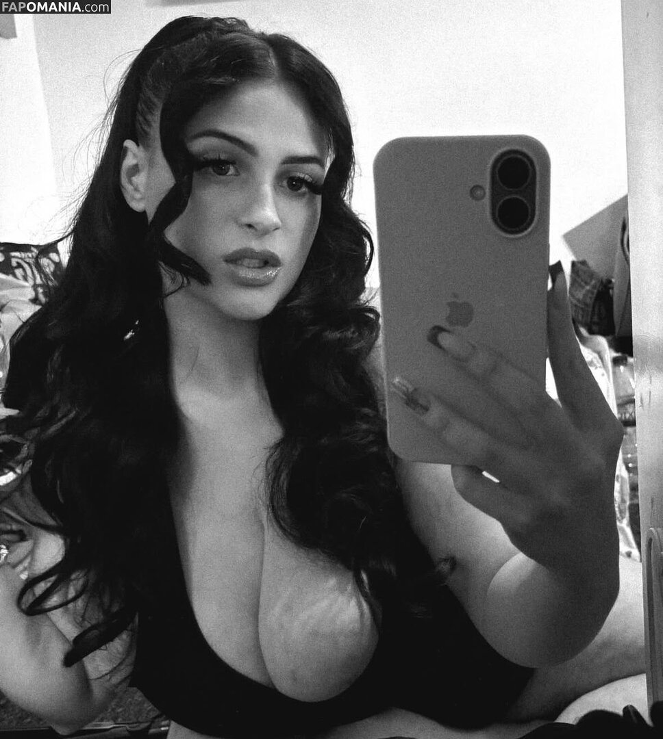 Abi96 / abi96_x_ Nude OnlyFans  Leaked Photo #1