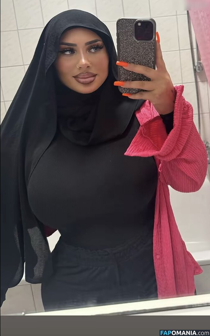 Abir zrk / abir.zrk Nude OnlyFans  Leaked Photo #4