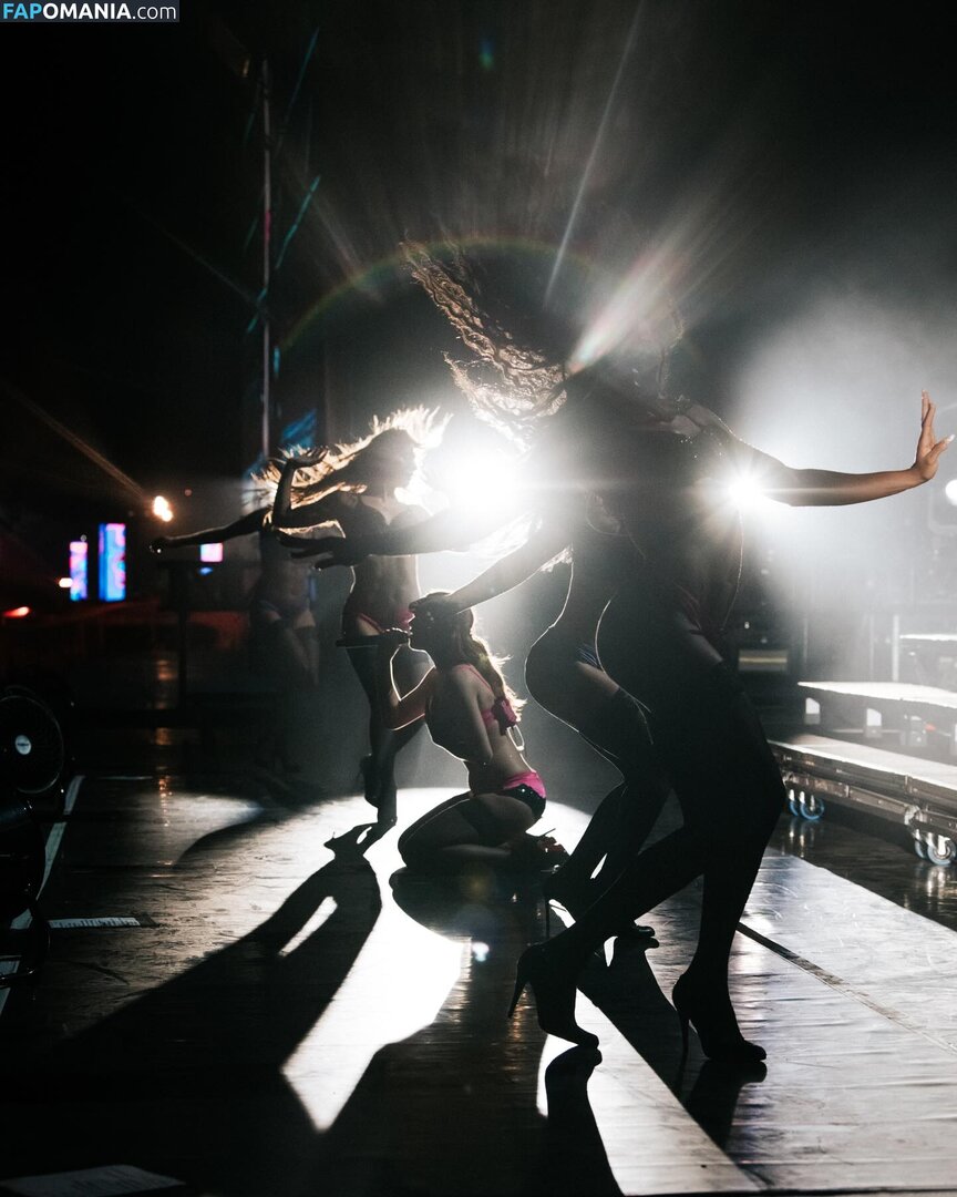 Addison Rae / addie_the_baddie / addisonraee Nude OnlyFans  Leaked Photo #72