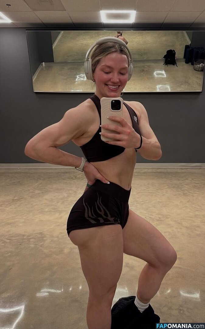 Addison Shields / addisonbrinley Nude OnlyFans  Leaked Photo #3