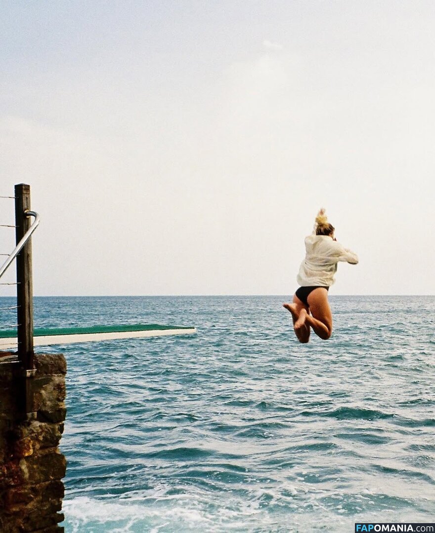 Adele Exarchopoulos / adeleexarchopoulos Nude OnlyFans  Leaked Photo #205