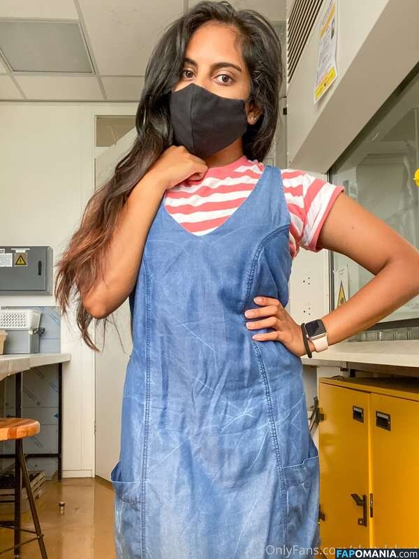 Adhana / sluttylabrat Nude OnlyFans  Leaked Photo #15