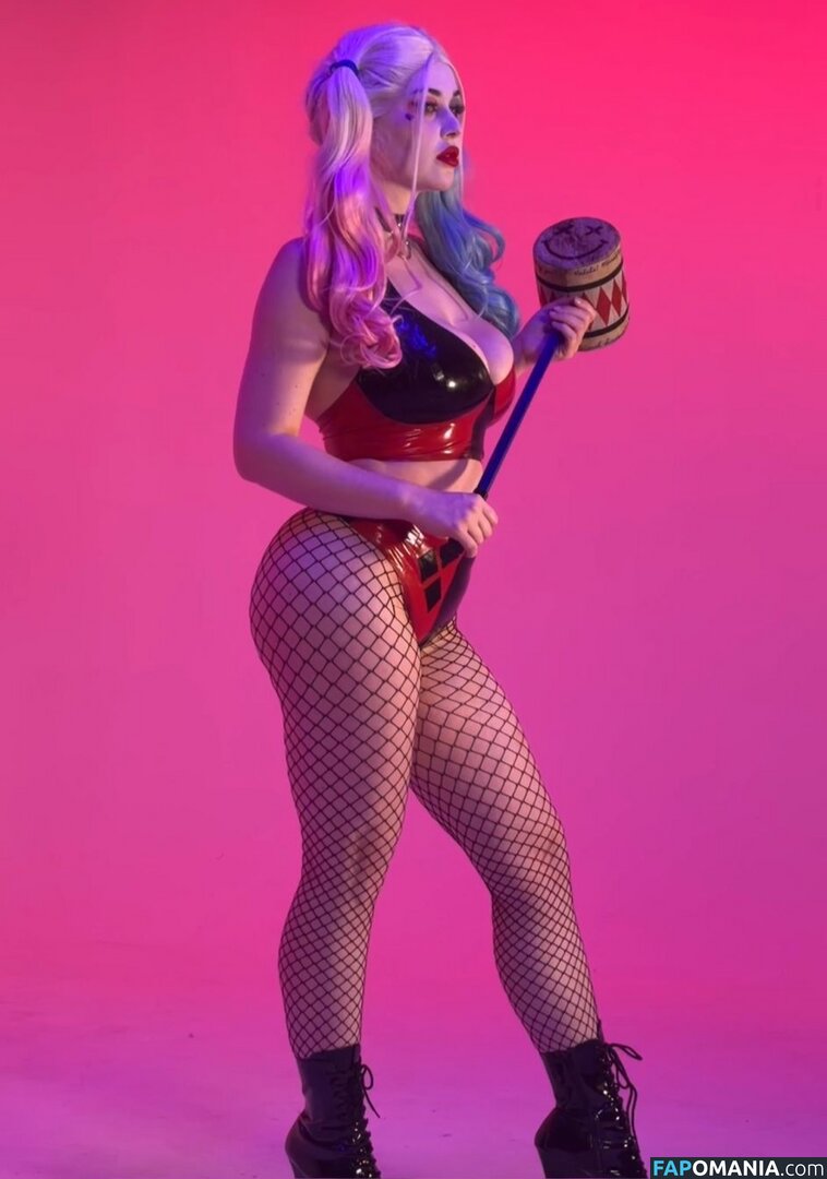 Adia / adiacosplay Nude OnlyFans  Leaked Photo #9