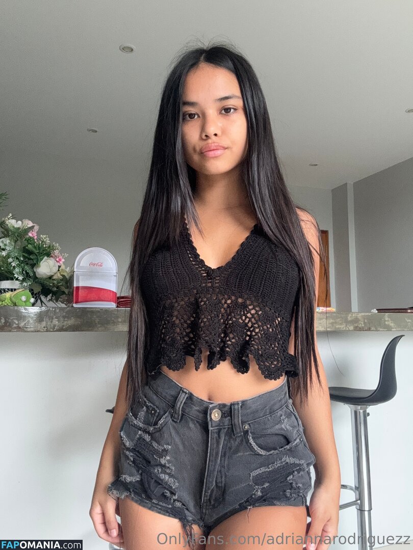 adriannarodrgz / adriannarodriguezz Nude OnlyFans  Leaked Photo #11