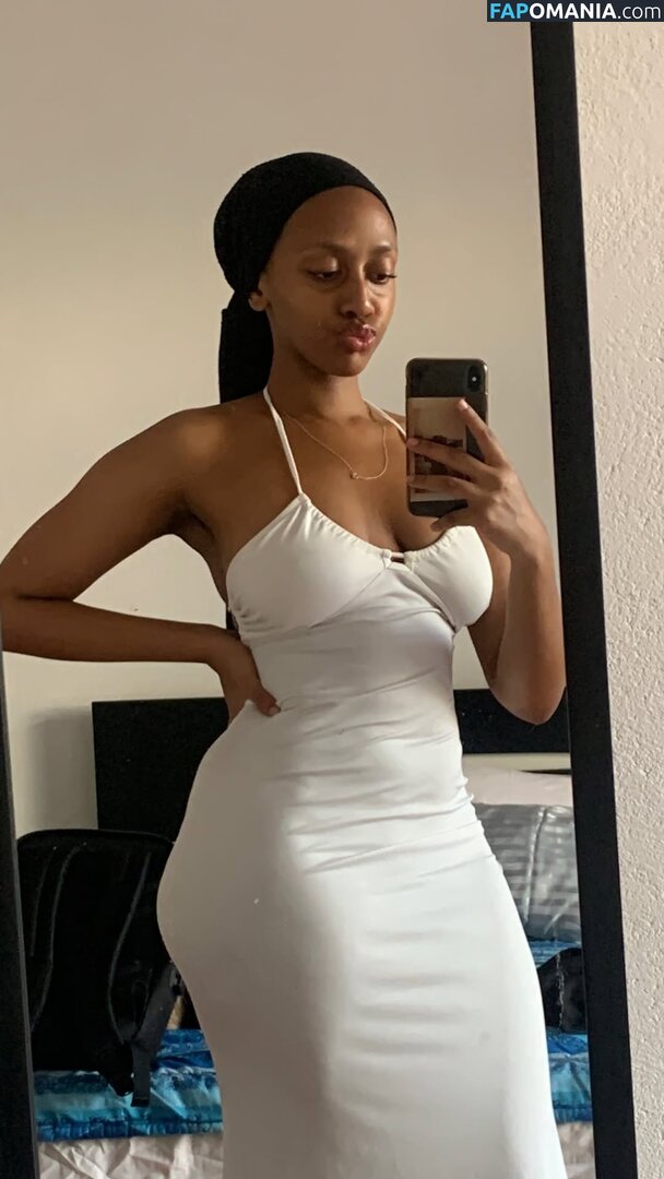 African Booty Meat / curvyandnatural Nude OnlyFans  Leaked Photo #1