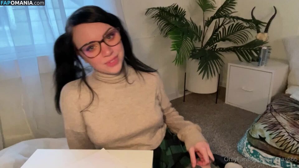 Ahptik / babyjas666 / babyjascb / girlfriends.girlfriend Nude OnlyFans  Leaked Photo #108