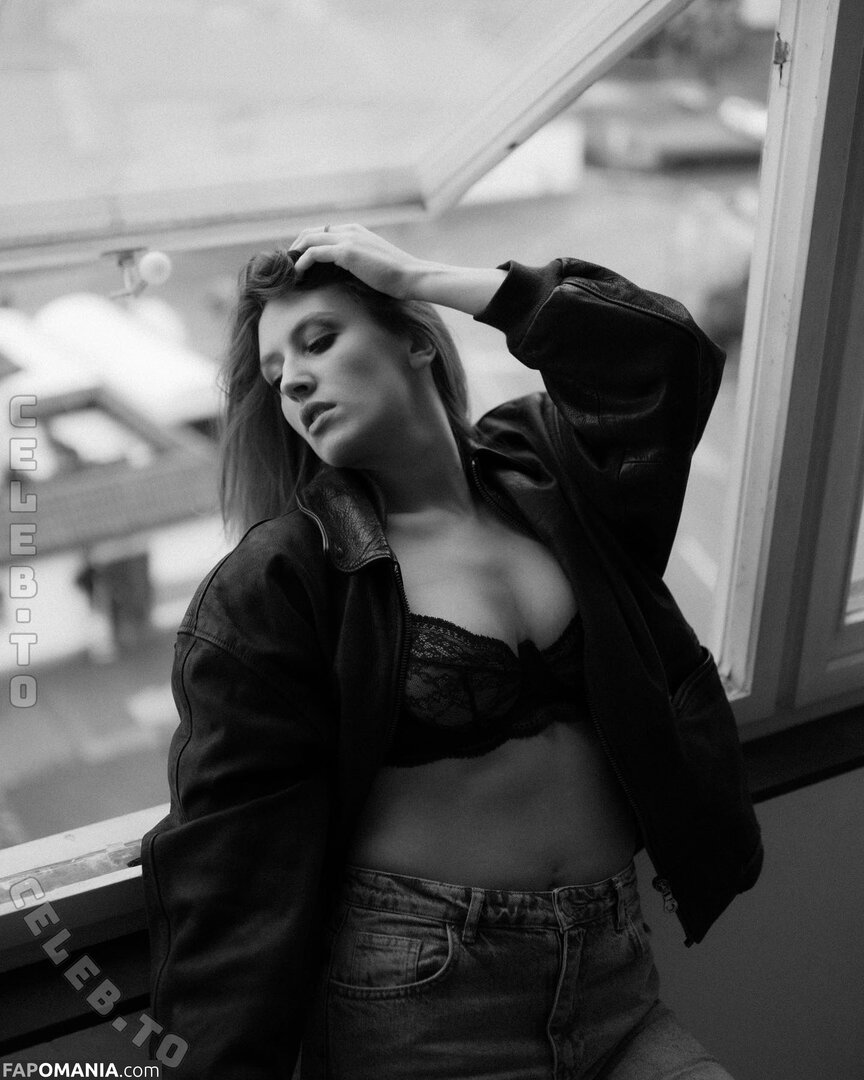 Aimée Pienschke / aimee_pienschke Nude OnlyFans  Leaked Photo #10