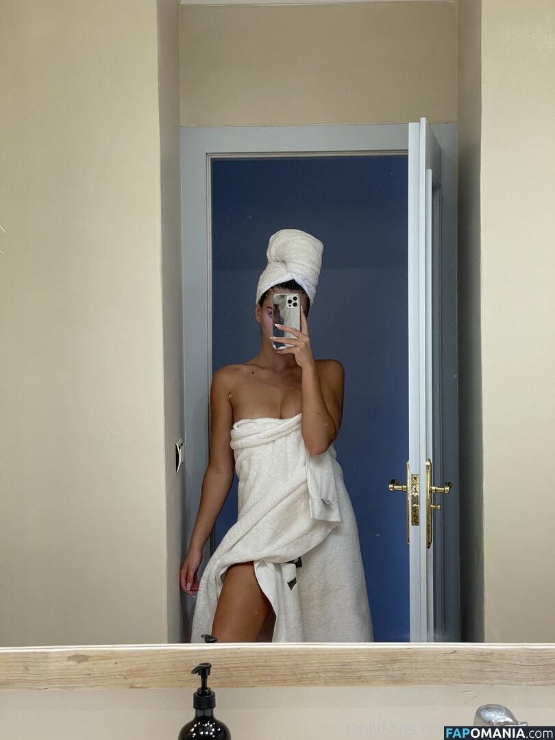 Aina Barcons / ainabarcons Nude OnlyFans  Leaked Photo #11