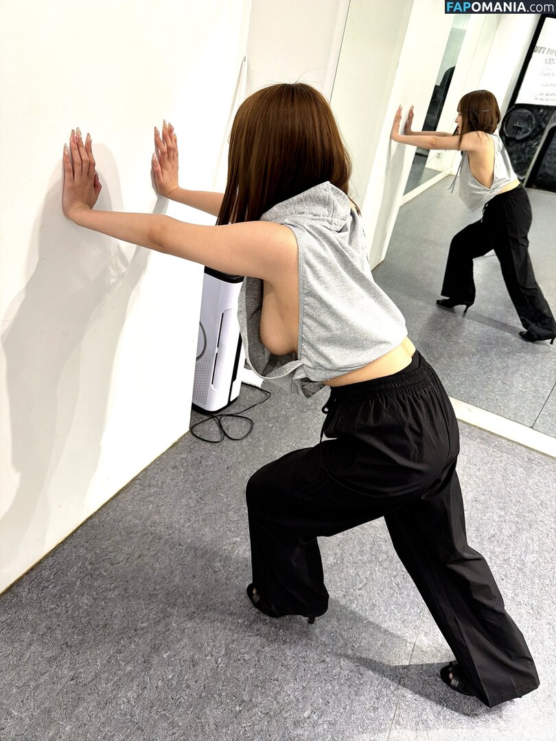 airi_han / airi_yanooo / xusa4x Nude OnlyFans  Leaked Photo #21