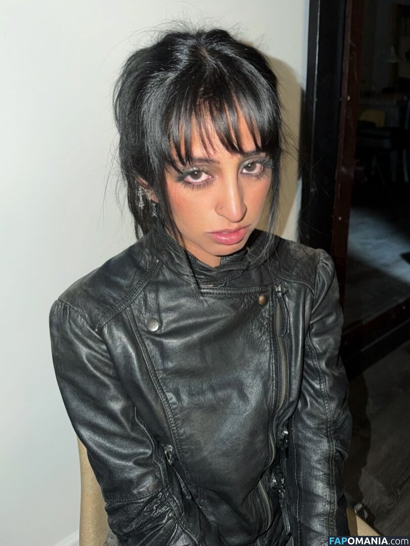 Aislinn Ritchie / aislinnritchie Nude OnlyFans  Leaked Photo #2