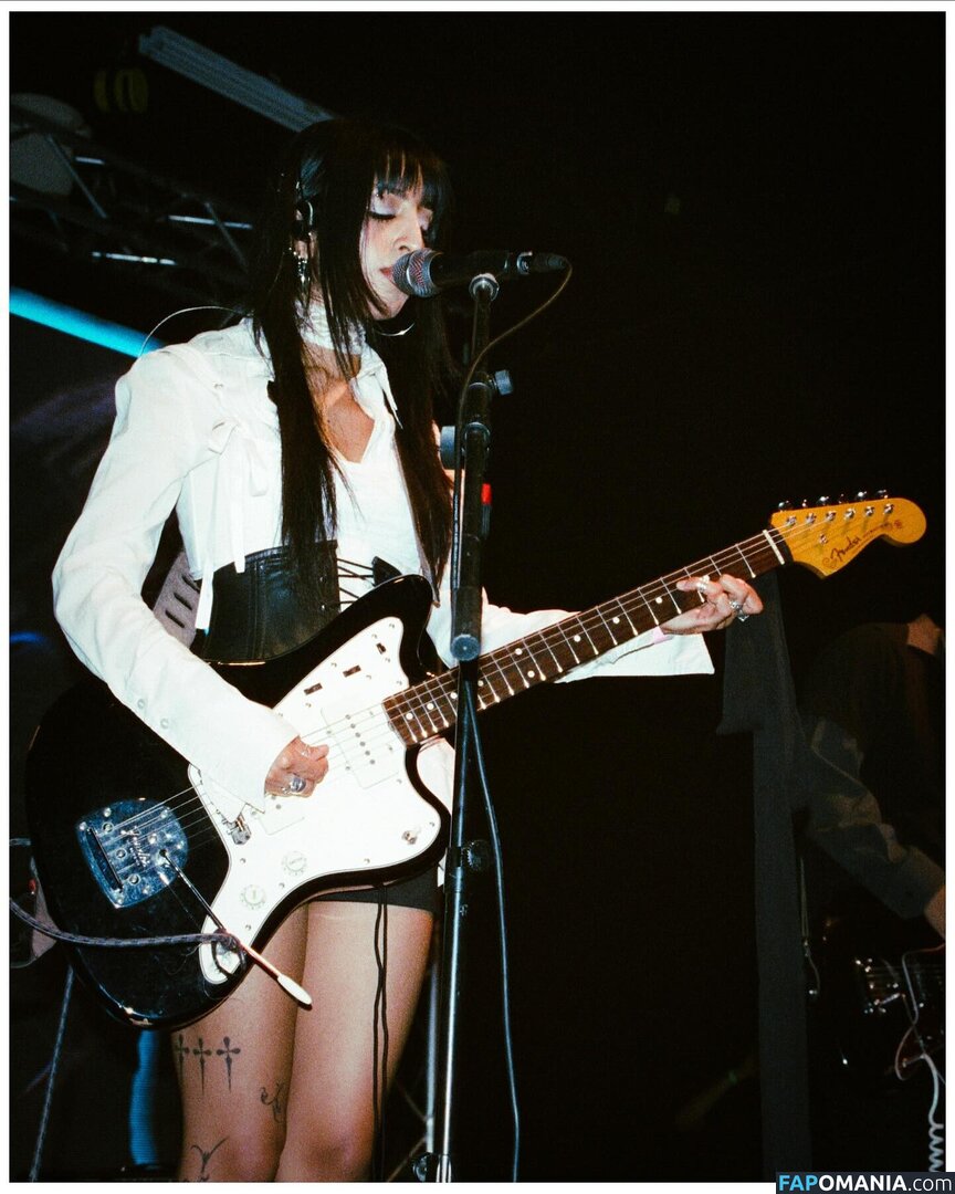 Aislinn Ritchie / aislinnritchie Nude OnlyFans  Leaked Photo #9