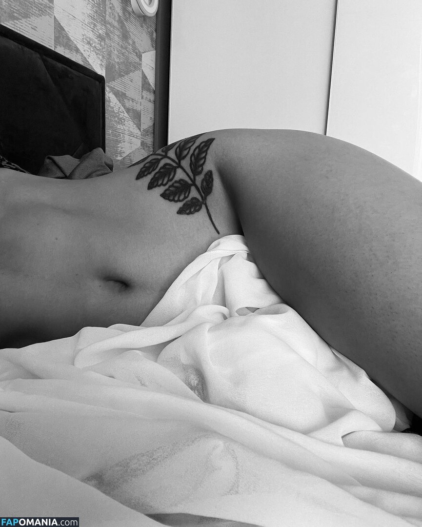 Aisultanax / aisultana / aisultanaonly / aisux Nude OnlyFans  Leaked Photo #23