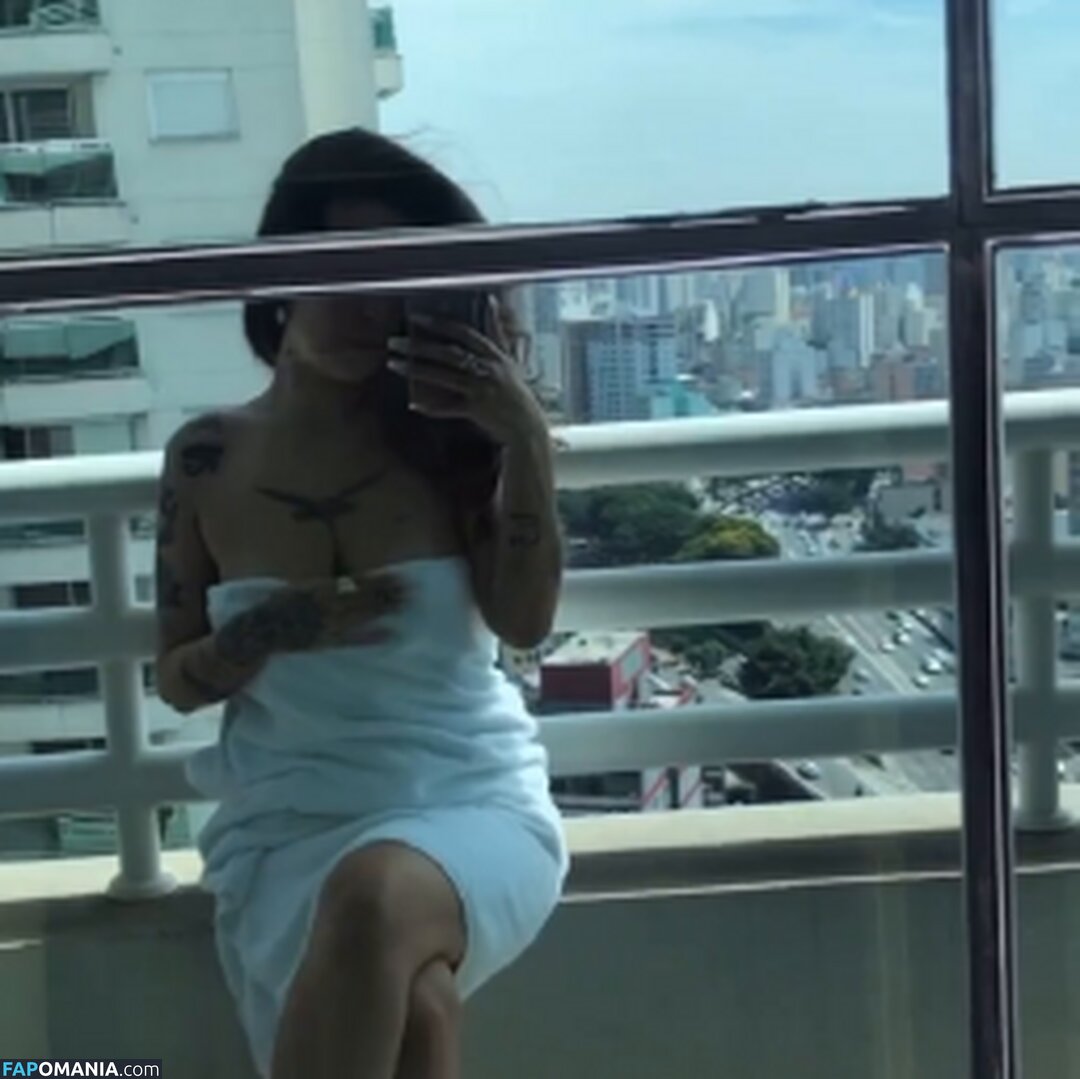 akiwis / aks4vage Nude OnlyFans  Leaked Photo #2