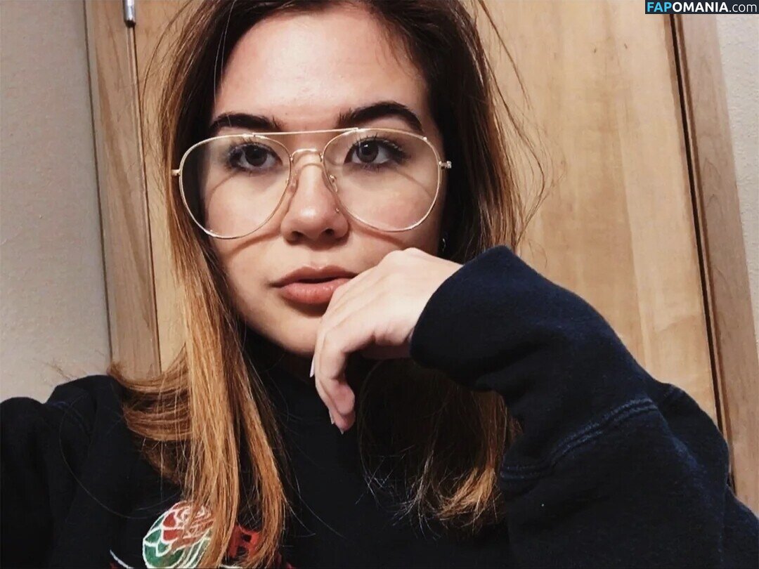 Alana Misako / alana.lister / alanamisako Nude OnlyFans  Leaked Photo #17