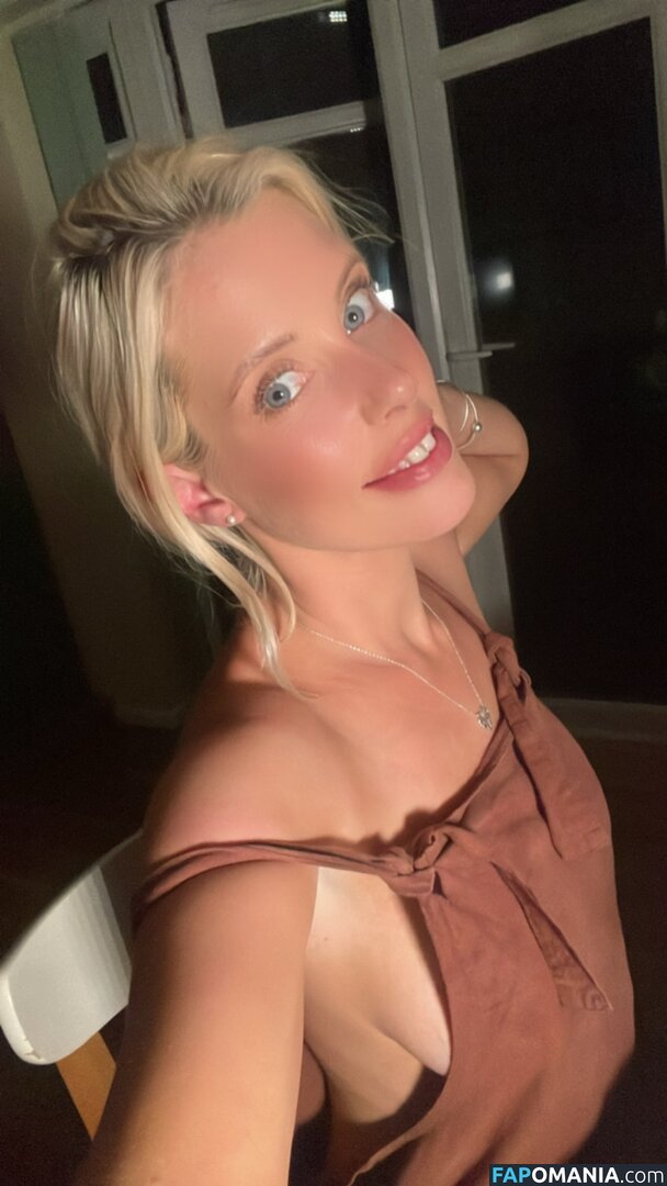 Alara Beckham / alara_beckham / alarabeckham Nude OnlyFans  Leaked Photo #3