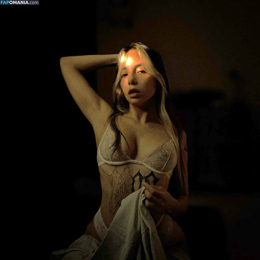 Ale Acosta / al.xannn / aleacosta Nude OnlyFans  Leaked Photo #1