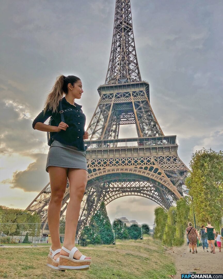 Alejandra Jaramillo / ale_jaramillo Nude OnlyFans  Leaked Photo #10