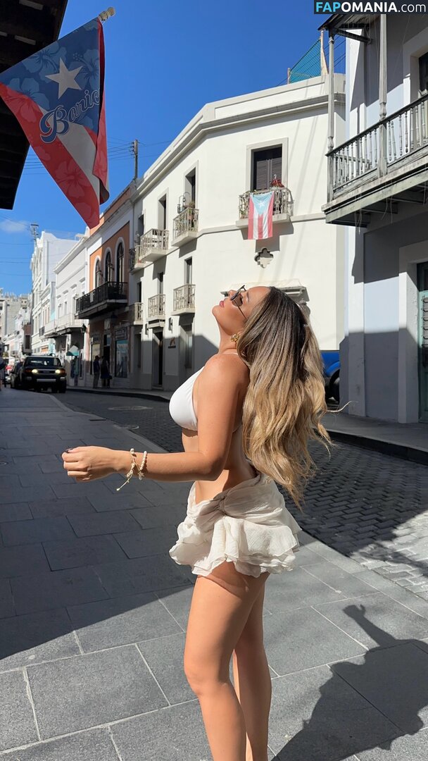 Alessandra Fuller / alefuller / https: Nude OnlyFans  Leaked Photo #1