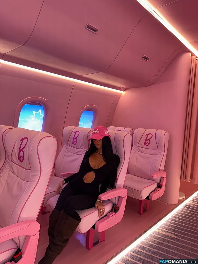 Alessia Basile / alessiaa_basilee Nude OnlyFans  Leaked Photo #4