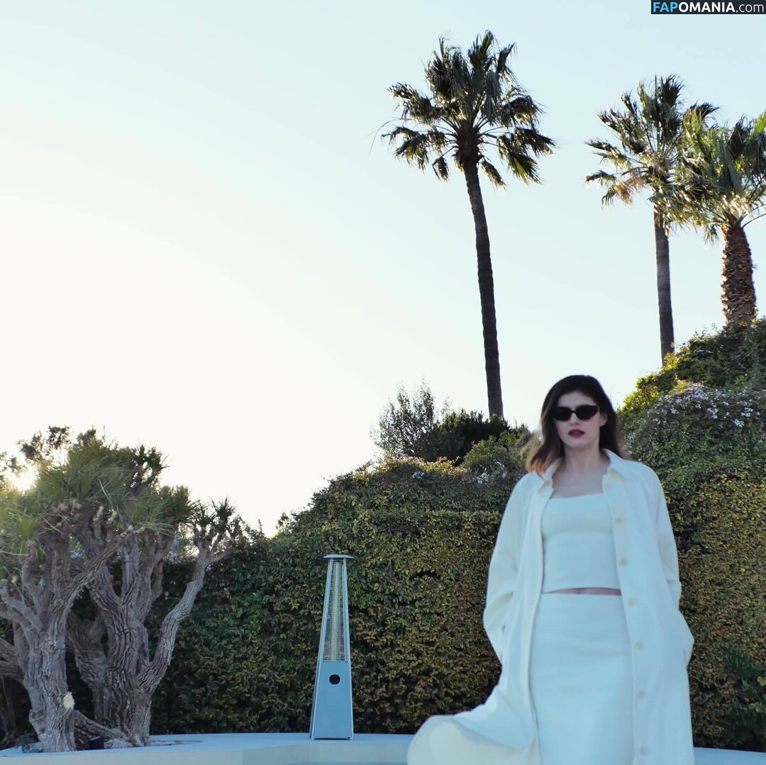 Alexandra Daddario / alexandradaddario Nude OnlyFans  Leaked Photo #2068